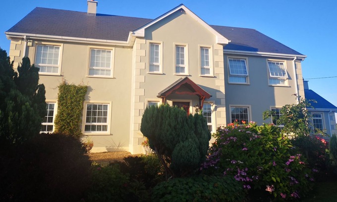 Laghy Bed & Breakfast | Murvagh Links Manor