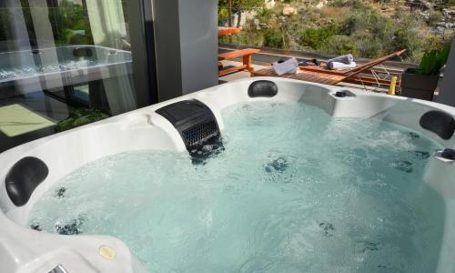 Ammoudara Apartment | Muse by the beach with Jakuzzi