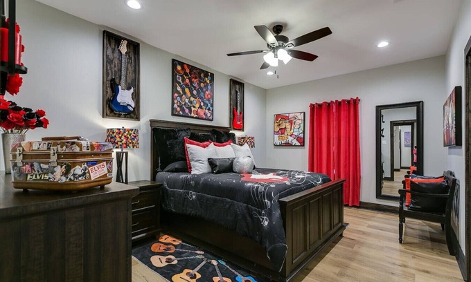 San Angelo House | Music Hall!/Brand New!/2BR 2.5BA!