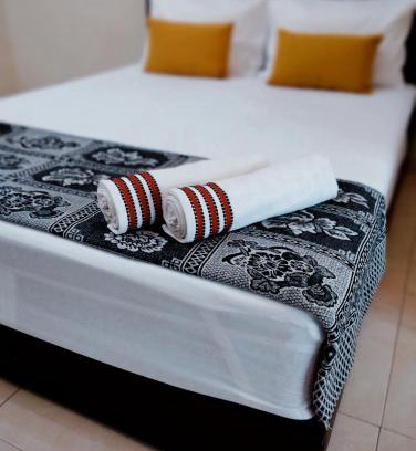 Durian Tunggal House | Muslim 2 Stay