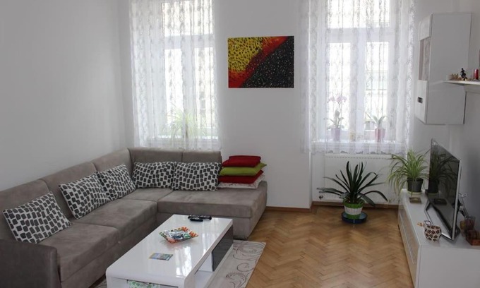 Stuwerviertel Apartment | my happy place