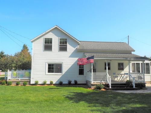 Frankfort House | My Happy Place - Gorgeous And Great Location!