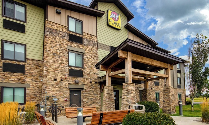 Bozeman Hotel | My Place Hotel - Bozeman, MT