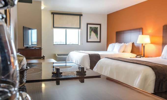Buena Hotel | My Place Hotel - Yakima
