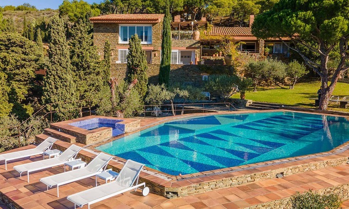 Cadaques Villa | My Rental Homes | Casa Gigliola with sea view and private pool