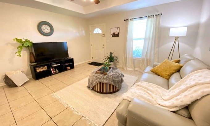 Brownsville House | My South Texas Getaway