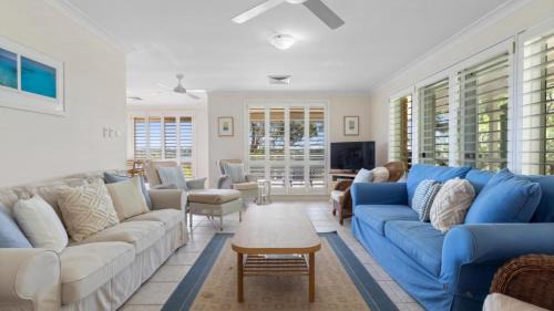 Hawks Nest House | Myall River Views - 66 The Anchorage