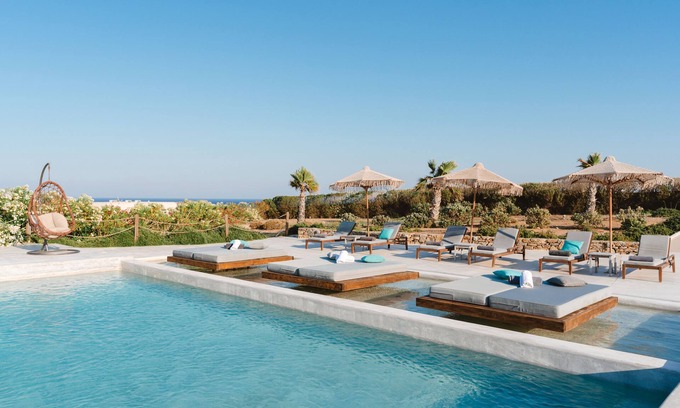 Kalafatis Hotel | Myconian Crown Suites