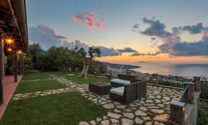 Sorrento Villa | MyExclusiveItaly - Luxury Villa with breathtaking Seaview,pool,BBQ