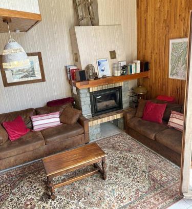 Val Claret Apartment | MyHome- Haut Val Claret 43 - Grand duplex 8 pax skis aux pieds Tignes Val Claret