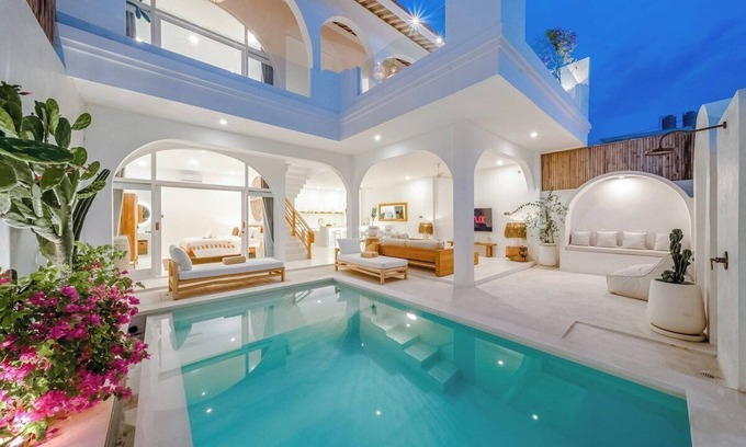 Batu Bolong House | "Mykonian" Concept - Luxurious 3BR Canggu Beach