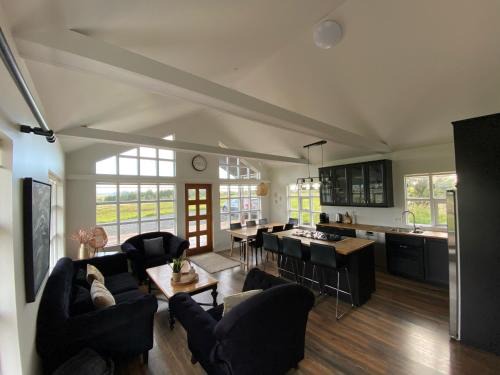 Selfoss Villa | Myrarkot Country Home