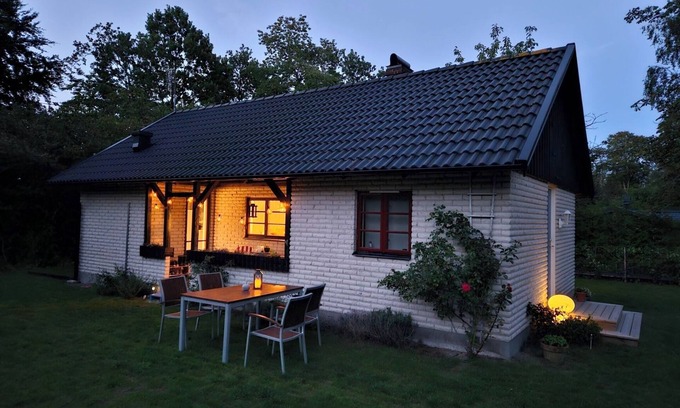 Degeberga Cabin | Mysig Stuga Utanför Brösarp på Vackra Österlen