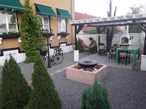 Eskilstuna Apartment | Mysig takvåning med balkong