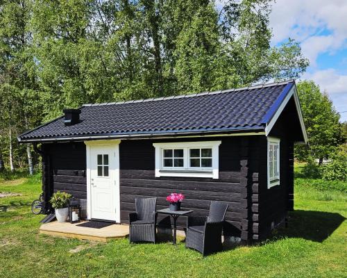 Leksand Municipality House | Mysig timmerstuga på dalagård