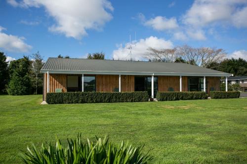 Ohaupo Hotel | Mystery Creek Motel