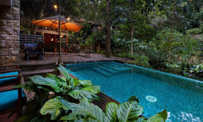 Elappara Hotel | Mystic Mayapott Thekkady