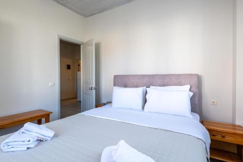 Methoni Apartment | Mythos Suites-Dionysos apartment