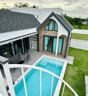 Hin Lek Fai Villa | N&C Mountain Pool Villa Huahin