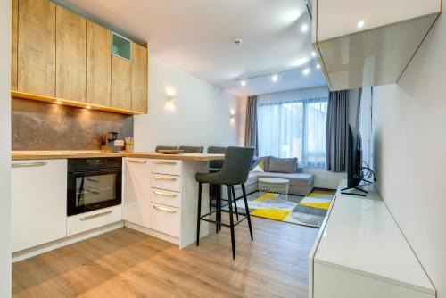 Smolyan Apartment | N.Joy Holiday Apartment 534 by Oak Residence