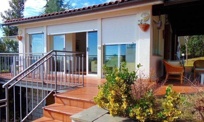 Villaggio Taunus Villa | N225 - Numana, wonderful villa with garden overlooking the sea