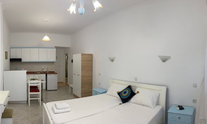 Parga Apartment | n3.5min away from Parga Nice sea view We welcome you to a cozy and friendly stay