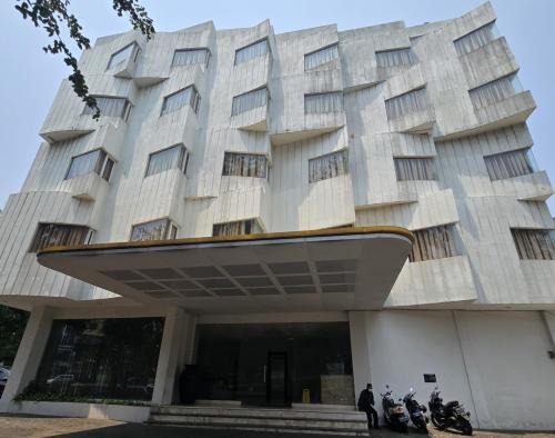 Gambir Hotel | N3 Zainul Arifin Hotel