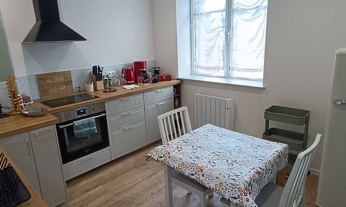 Arras Apartment | n559/5 000nArras Grand'Place Gîte, Duplex, Parking Included
