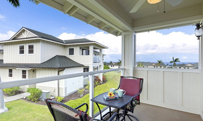 Kahaluu Bay House | Na Hale O Keauhou | Beach Views w Hot Tub & Pool