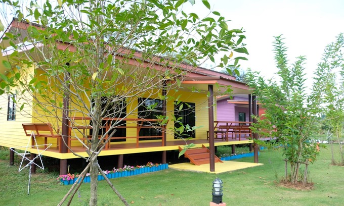 Wang Nam Khiao Hotel | Nadedow Resort