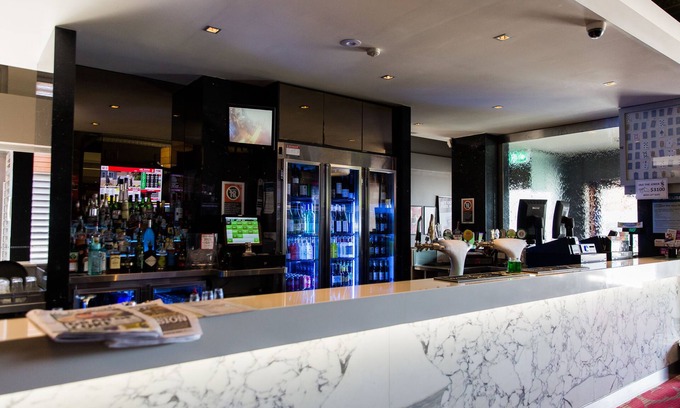 Adamstown Hotel | Nags Head Hotel