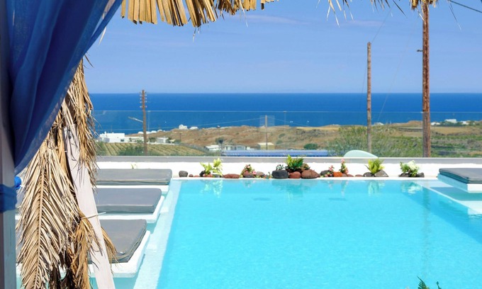 Vourvoulos Hotel | Nalu Suites