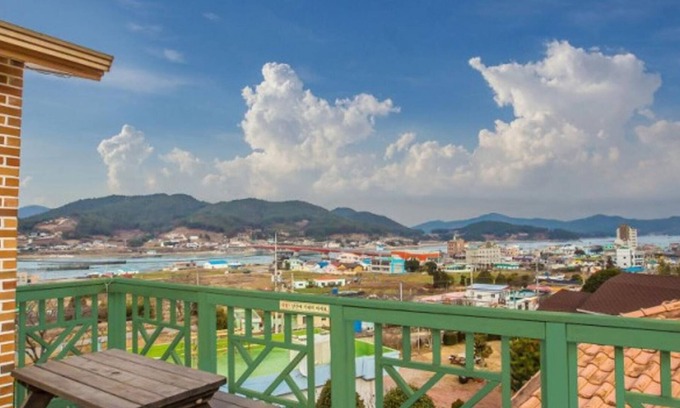 Samdong-myeon House | Namhae Rising Sun Landscape Pension