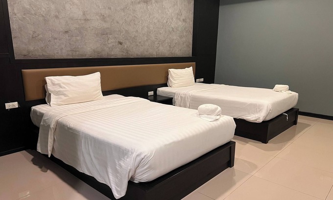 Takua Pa Hotel | Namkhem Inn