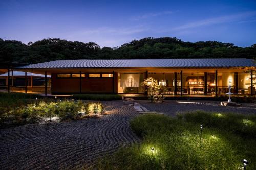 Naoshima-cho Hotel | Naoshima Ryokan Roka