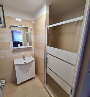 Mako Apartment | Napfény Apartman