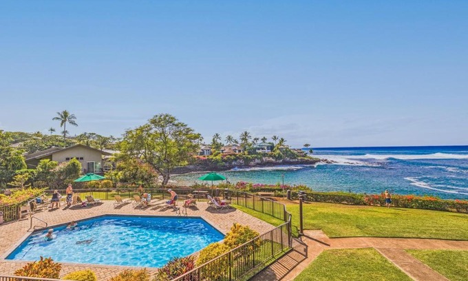 Napili Apartment | Napili Point B33 1 Bedroom Oceanfront Condo condo
