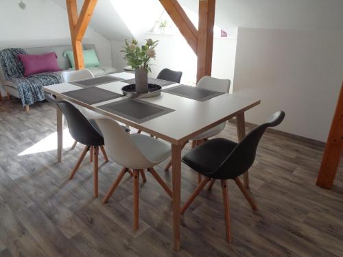 Kiskoroes Apartment | Napsugár Vendégház