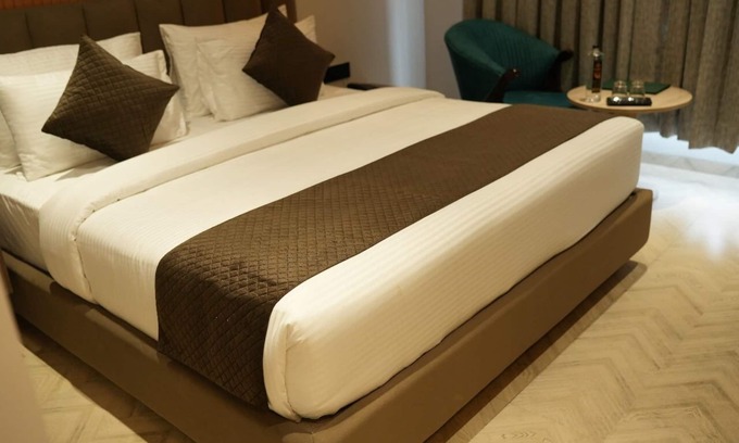 Tuljapur Hotel | Narayani Executive