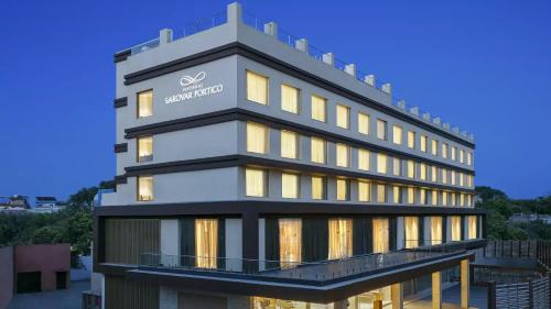 Jhansi Hotel | Nataraj Sarovar Portico
