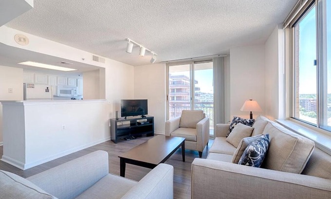 Court House Apartment | National at Courthouse Place