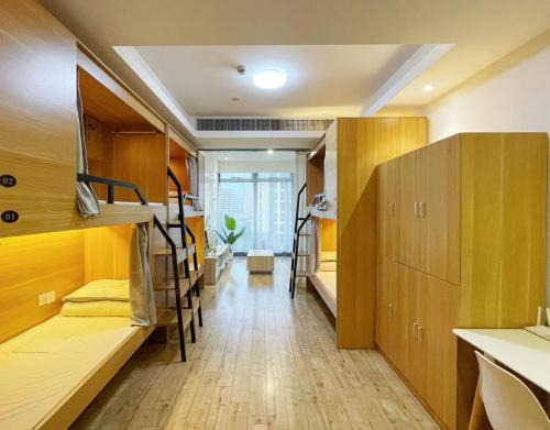 Jianggan Hostel | Natural Wake Youth Hostel