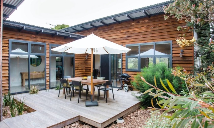 Shoreham House | Naturally Shoreham - modern family escape