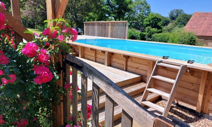 La Celle House | Nature break in the heart of a shady enclosed park