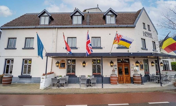 Geulhem Hotel | Nature Escape in Relaxing Room Near Museum aan het Vrijthof - 15 min drive
