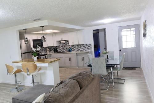 Port Richey House | Nature Getaway in Port Richey
