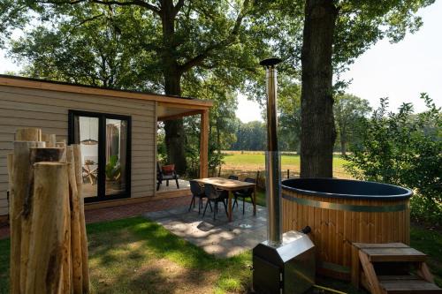 Zuna Resort | Nature lodge with sauna and hot tub 2
