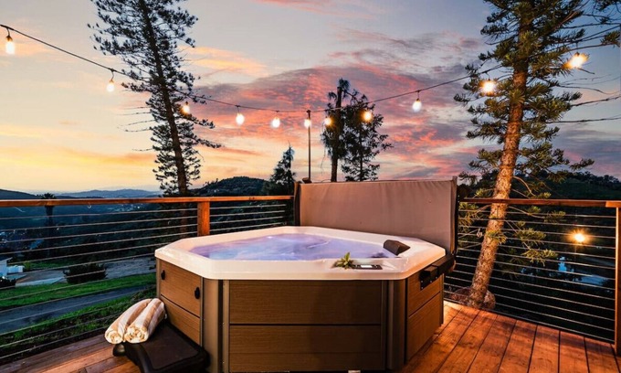 Vista House | Nature Retreat w/Hot Tub, Fire Pit, Views, Privacy