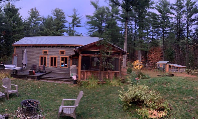 Rawdon House | Nature-Tranquility- Hot Tub -Dog friendly