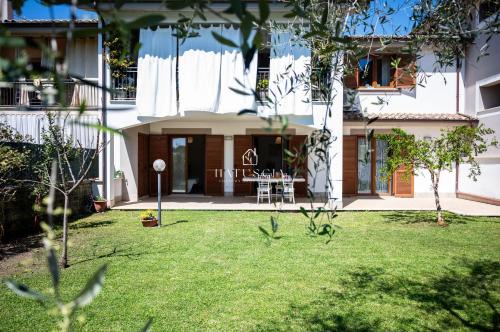 Lake Bracciano Apartment | Natuscia Trevignano - Francesconi Villa with Garden